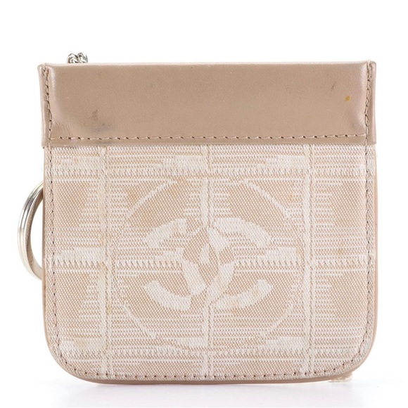 Chanel Travel Ligne Key Pouch in Jacquard and Leather - Picture 2 of 5